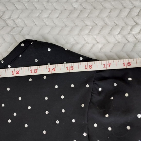 Lane Bryant Polka Dot Scoop Neck 3/4 Sleeve Relaxed fit Curved Size 14/16 Top - Picture 7 of 10